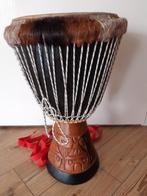 Djembe 's 2 stuks gemaakt door grootmeester uit Senegal, Muziek en Instrumenten, Percussie, Ophalen, Zo goed als nieuw, Trommel