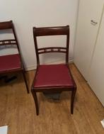 Oude stoel met rode zitting, Antiek en Kunst, Antiek | Meubels | Stoelen en Banken, Ophalen