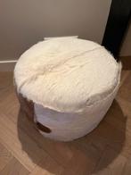 Poef koeienhuid, Ophalen, Zo goed als nieuw, Rond, 50 tot 75 cm