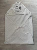 Petit Villain badcape ‘my first towel’ wit, Ophalen of Verzenden, Zo goed als nieuw, Overige typen