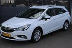 Opel Astra Sports Tourer 1.0 Online Edition Airco, Navigatie, Voorwielaandrijving, Stof, Gebruikt, 1178 kg