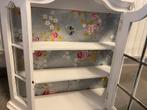 Vintage Vitrinekastje met Bloemenachtergrond, Huis en Inrichting, Kasten | Vitrinekasten, Minder dan 50 cm, Gebruikt, Ophalen of Verzenden