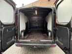 Renault Trafic 1.6dCi 125PK Black Edition / 2x Schuifdeur /, Voorwielaandrijving, Stof, Gebruikt, 4 cilinders