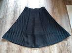 TFNC london zwarte streepjes petticoat midi rok skirt mt L, Kleding | Dames, Zwart, Ophalen of Verzenden, Zo goed als nieuw, Onder de knie