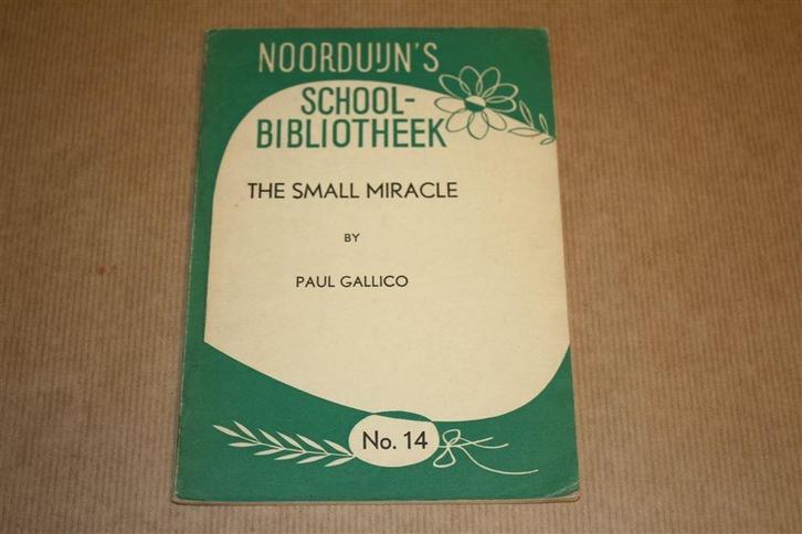 The Small Miracle. Paul Gallico. 1956., Boeken, Literatuur, Gelezen, Ophalen of Verzenden