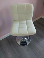 Bureau stoel/bar kruk, Huis en Inrichting, Bureaustoelen, Ophalen, Wit, Zo goed als nieuw, Bureaukruk