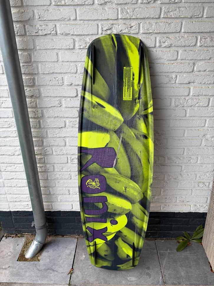 Ronix Bill Wakeboard 145cm - Hybride, Watersport en Boten, Wakeboarden, Gebruikt, Board, Ophalen of Verzenden