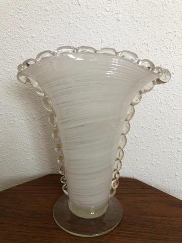 Barovier & Toso witte swirl vaas met goud beschikbaar voor biedingen