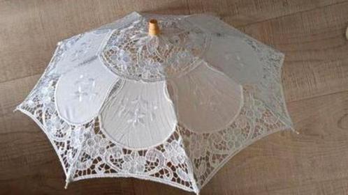 Bruidsparasolletje, Tuin en Terras, Parasols, Zo goed als nieuw, Minder dan 1 meter, Ophalen of Verzenden