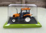 Renault Ergos 100 H van UH, Hobby en Vrije tijd, Modelauto's | 1:32, Ophalen of Verzenden, Zo goed als nieuw, Tractor of Landbouw
