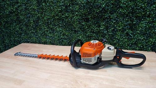 ZEER NETTE Stihl HS 82 R Benzine Heggenschaar NIEUWE MESSEN, Tuin en Terras, Heggenscharen, Zo goed als nieuw, Benzine, Ophalen of Verzenden