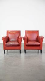 Set van 2 schapenleren, roodgekleurde design armchairs, Huis en Inrichting, Fauteuils, Ophalen, Gebruikt, ., Design