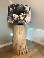 Prachtige staande boomstam lamp van LOODS 5, Huis en Inrichting, Ophalen, Zo goed als nieuw, Overige materialen, Minder dan 100 cm
