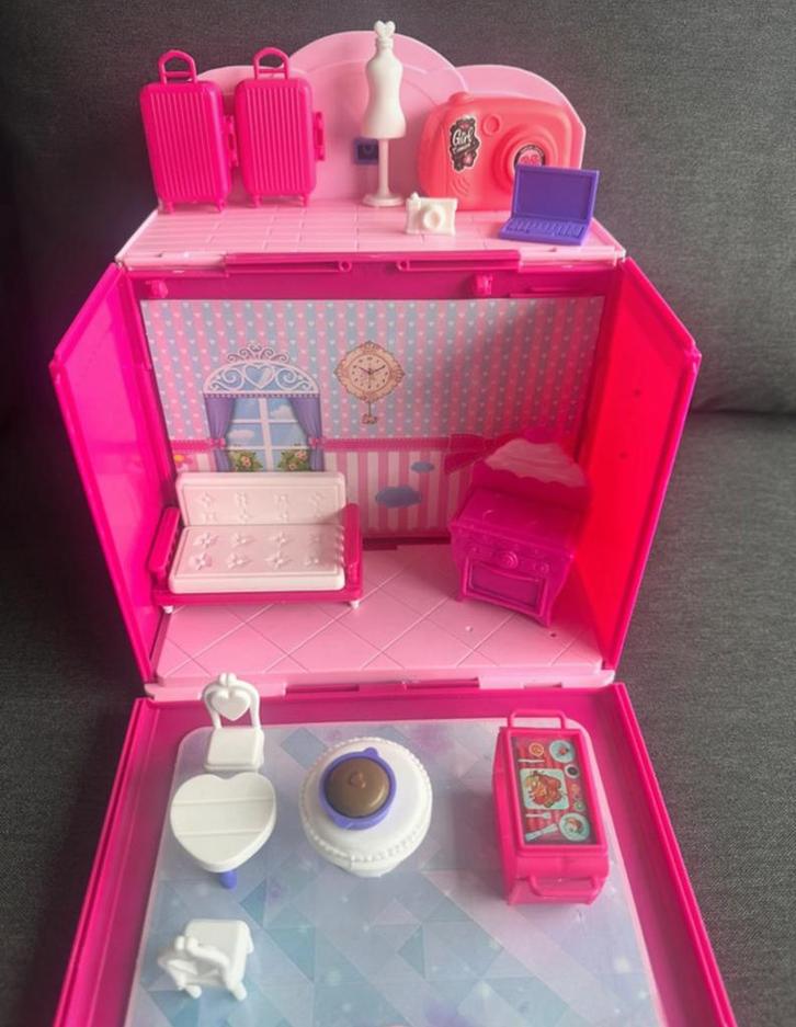 Dreamhouse pop-up speelhuis in koffervorm, Kinderen en Baby's, Speelgoed | Poppenhuizen, Gebruikt, Poppenhuis, Ophalen of Verzenden