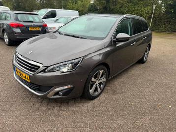 Peugeot 308 1.2 Puretech 2015 !!! MOTOR LOOPT NIET GOED !!! beschikbaar voor biedingen