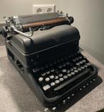 Vintage typemachine (Royal), Ophalen, Gebruikt