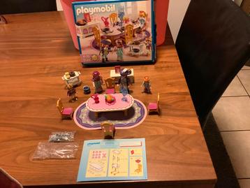 Playmobil koninklijke eetzaal beschikbaar voor biedingen