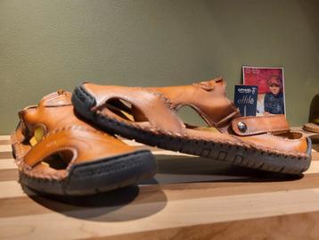 Open schoenen nieuw, slippers voor sauna maat 47 pu of leer  beschikbaar voor biedingen