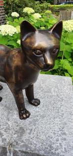 POES DIE LOOPT / bronzen beeld / KAT, Nieuw, Ophalen of Verzenden, Beeldje of Figuurtje, Hond of Kat