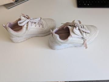 Skechers kinderschoenen wit – maat34 beschikbaar voor biedingen