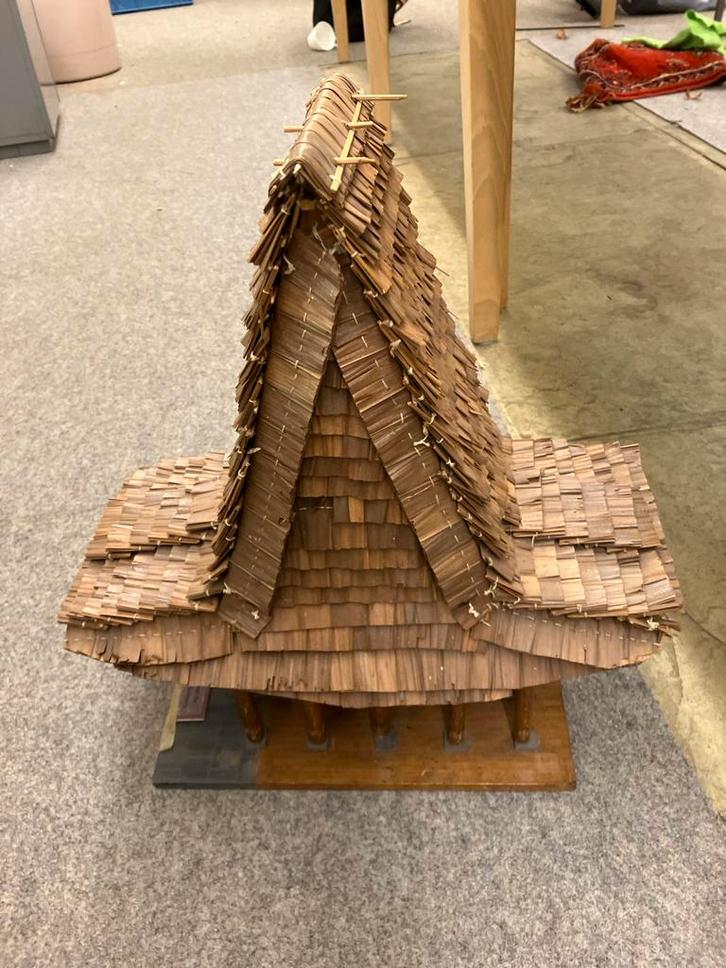 Menangkabau Familiewoning Sumatra - Hout & Riet, Antiek en Kunst, Kunst | Niet-Westerse kunst, Ophalen of Verzenden