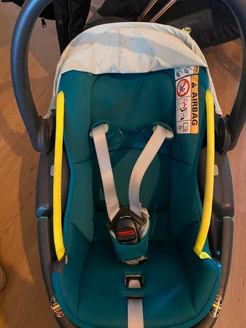 Maxi cosi Coral + isofix familybase