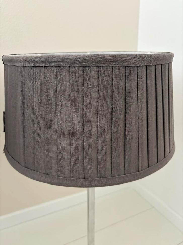 Rivera Maison Schemerlampen - Grijs, Huis en Inrichting, Lampen | Vloerlampen, Zo goed als nieuw, Minder dan 100 cm, Stof, Ophalen of Verzenden