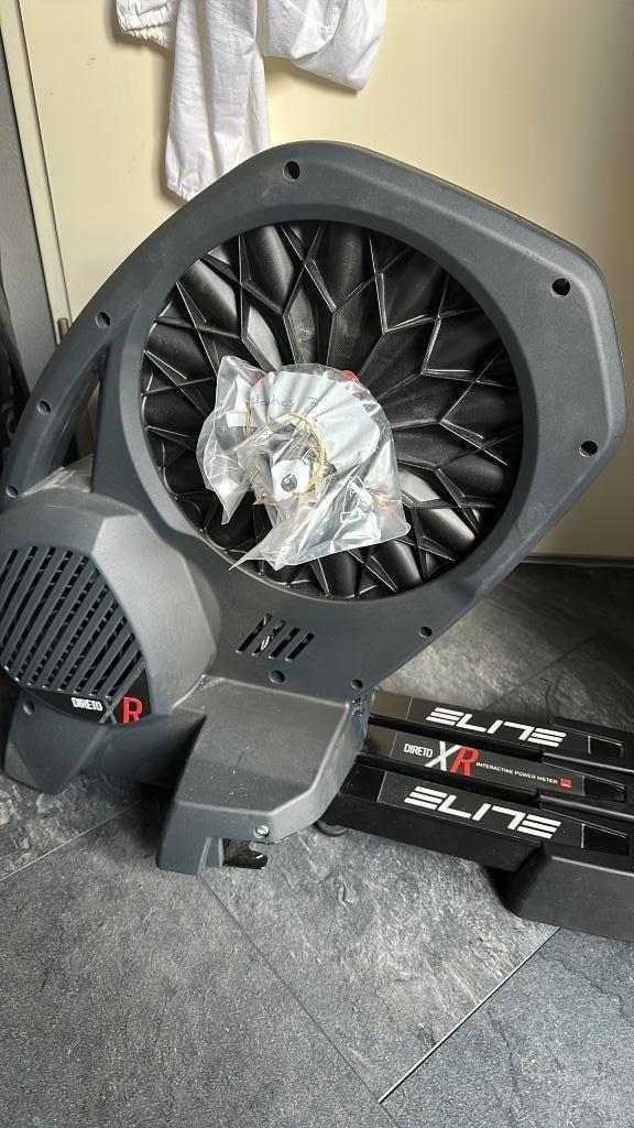 Elite Direto XR Smart Trainer – zo goed als nieuw, met 8-sp, Sport en Fitness, Wielrennen, Zo goed als nieuw, Overige typen, Ophalen