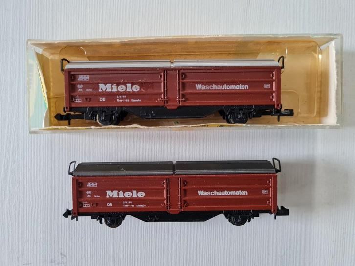 2 Minitrix Miele schuifwandwagons 3167, Hobby en Vrije tijd, Modeltreinen | N-Spoor, Gebruikt, Wagon, Gelijkstroom, Trix, Ophalen of Verzenden
