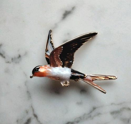 Vintage stijl emaille broche zwaluw vogel, Sieraden, Tassen en Uiterlijk, Broches, Nieuw, Overige materialen, Verzenden