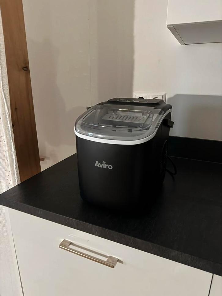 Aviro Ijsblokjesmachine - Direct ijs! ZWART, Witgoed en Apparatuur, IJsmachines, Zo goed als nieuw, Zelfvriezend, Ophalen