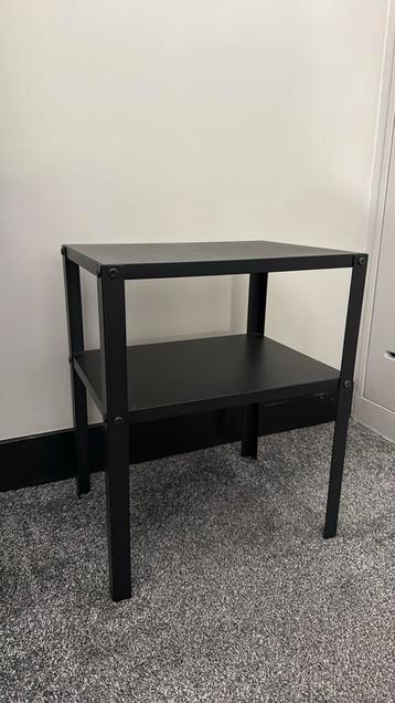 Ikea nachtkastje Knarrevik beschikbaar voor biedingen