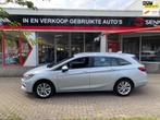 Opel Astra Sports Tourer 1.0 - Keyless - Navi - Led - Inr M, Auto's, Voorwielaandrijving, Gebruikt, Euro 6, 1178 kg