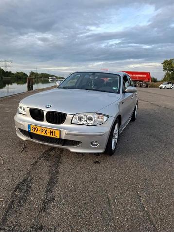 BMW 1-Serie 1.6 I 116i 2005 Grijs beschikbaar voor biedingen