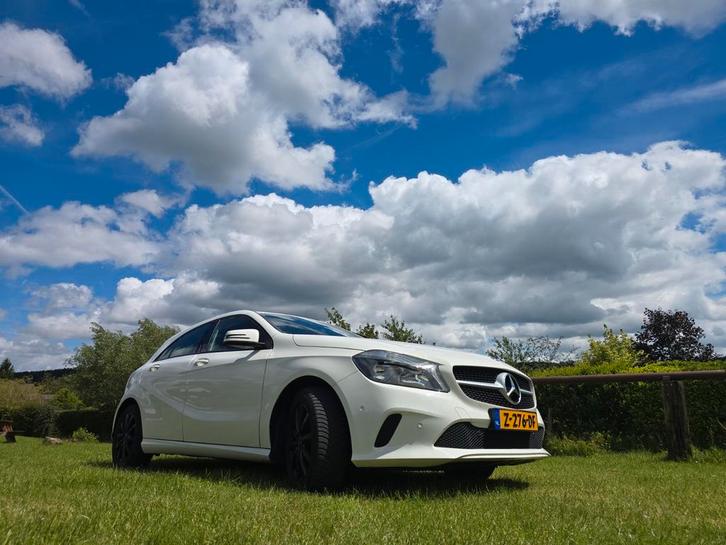 Mercedes-Benz A-Klasse A160 102pk 7G-DCT 2017 Wit, Auto's, Mercedes-Benz, Particulier, A-Klasse, Benzine, Hatchback, Handgeschakeld