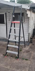 Altrex Falco Enkel Oploopbare Trap FEO 6, Trap, Ophalen of Verzenden, Zo goed als nieuw, Opvouwbaar of Inschuifbaar