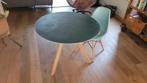 Hay Copenhague, 90 cm, groen, eikenhouten poten., Huis en Inrichting, Tafels | Eettafels, 50 tot 100 cm, Zo goed als nieuw, Rechthoekig