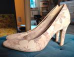 Mooie pumps S.Oliver bloemenprint maat 37, Ophalen of Verzenden, Zo goed als nieuw