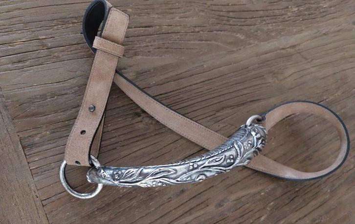 Vintage Yves Saint Laurent Mombasa hoorn ceintuur/riem, Kleding | Dames, Riemen en Ceinturen, Zo goed als nieuw, Tailleriem, Bruin