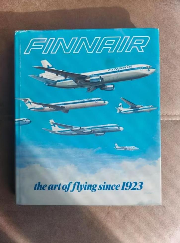 Finnair the art of flying since 1923 door John Wegg, Verzamelen, Luchtvaart en Vliegtuigspotten, Zo goed als nieuw, Boek of Tijdschrift