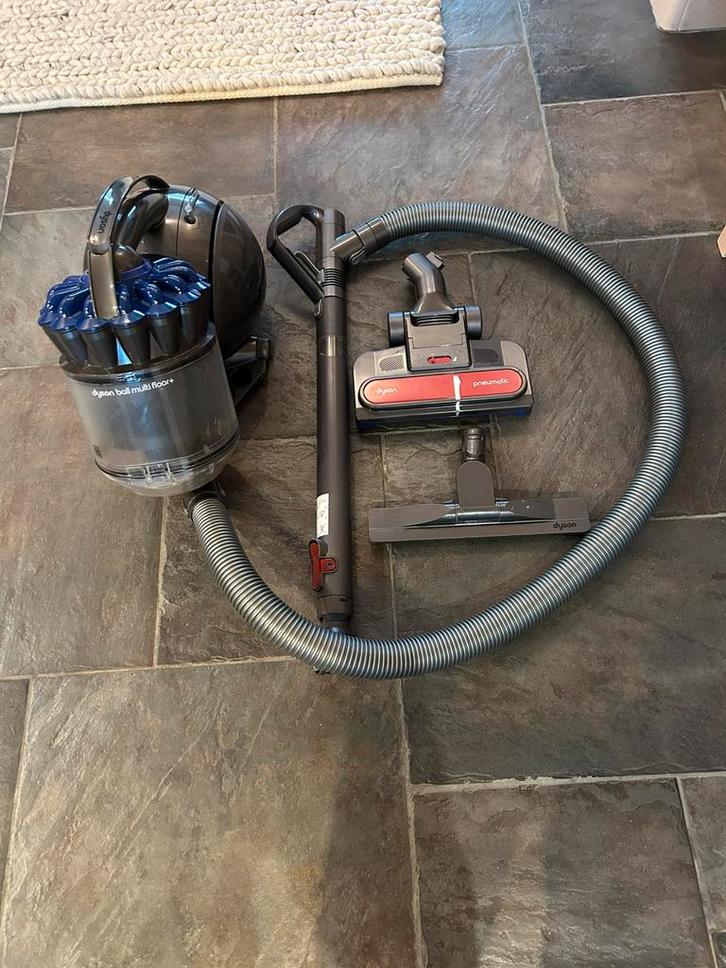 Dyson Ball Multifloor, Witgoed en Apparatuur, Stofzuigers, Gebruikt, Stofzuiger, Minder dan 1200 watt, Reservoir, Ophalen