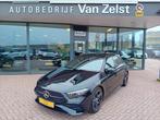 Mercedes-Benz A-Klasse 220 4MATIC AMG Line *Automaat*PANORAM, Automaat, 12 maanden, Zwart, Bedrijf