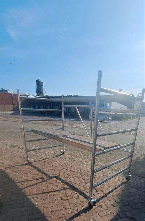 Te koop extra brede Kamersteiger met werkbank, Doe-het-zelf en Verbouw, Steigers, Nieuw, Rolsteiger of Kamersteiger, 5 meter of hoger