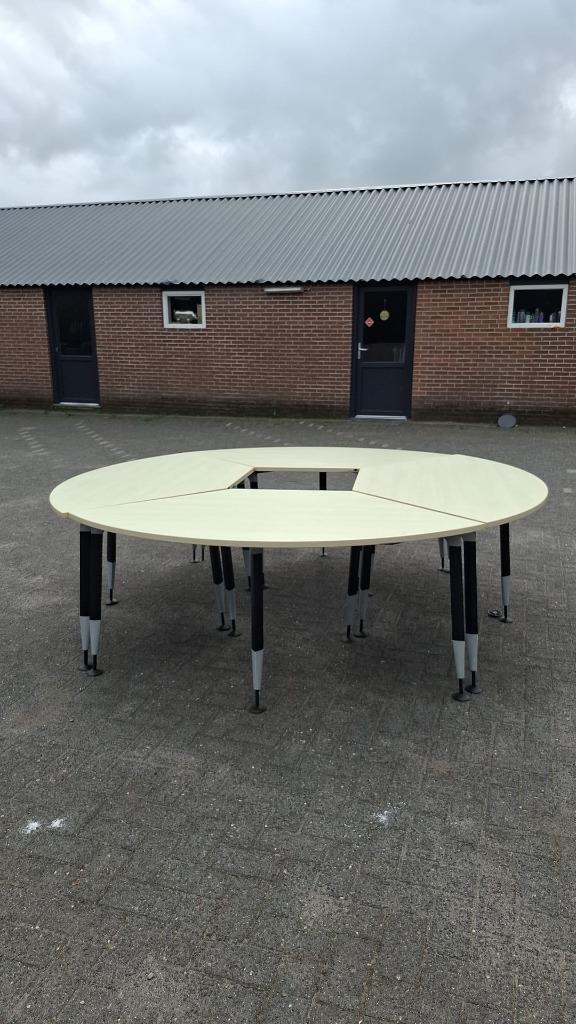 Set ronde tafels 245 cm rond, Huis en Inrichting, Tafels | Statafels, Gebruikt, Ophalen