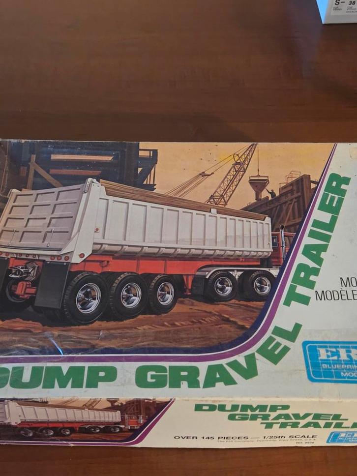 ERTL Dump Gravel Trailer Bouwpakket, Hobby en Vrije tijd, Modelbouw | Auto's en Voertuigen, Groter dan 1:32, Overige merken, Ophalen of Verzenden