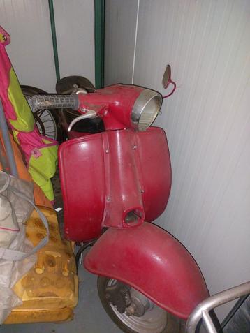 Zundapp scooter schuurvondst beschikbaar voor biedingen