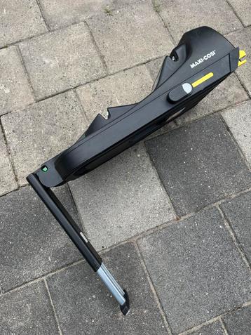 Isofix base beschikbaar voor biedingen