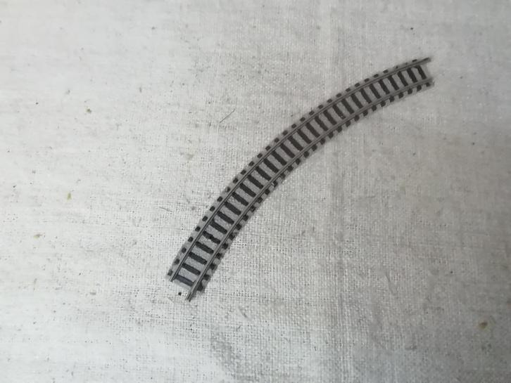 Fleischmann Spur N gebogenes Gleis 9120, Hobby en Vrije tijd, Modeltreinen | N-Spoor, Zo goed als nieuw, Rails, Gelijkstroom, Fleischmann