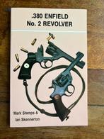 WO2 Brits naslagwerk Enfield Revolver pistool wapens, Verzenden, Engeland, Landmacht