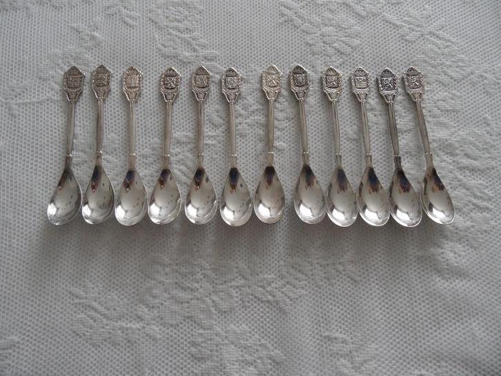 12 zwaar verzilverde lepeltjes (provincies), Antiek en Kunst, Antiek | Bestek, Ophalen of Verzenden